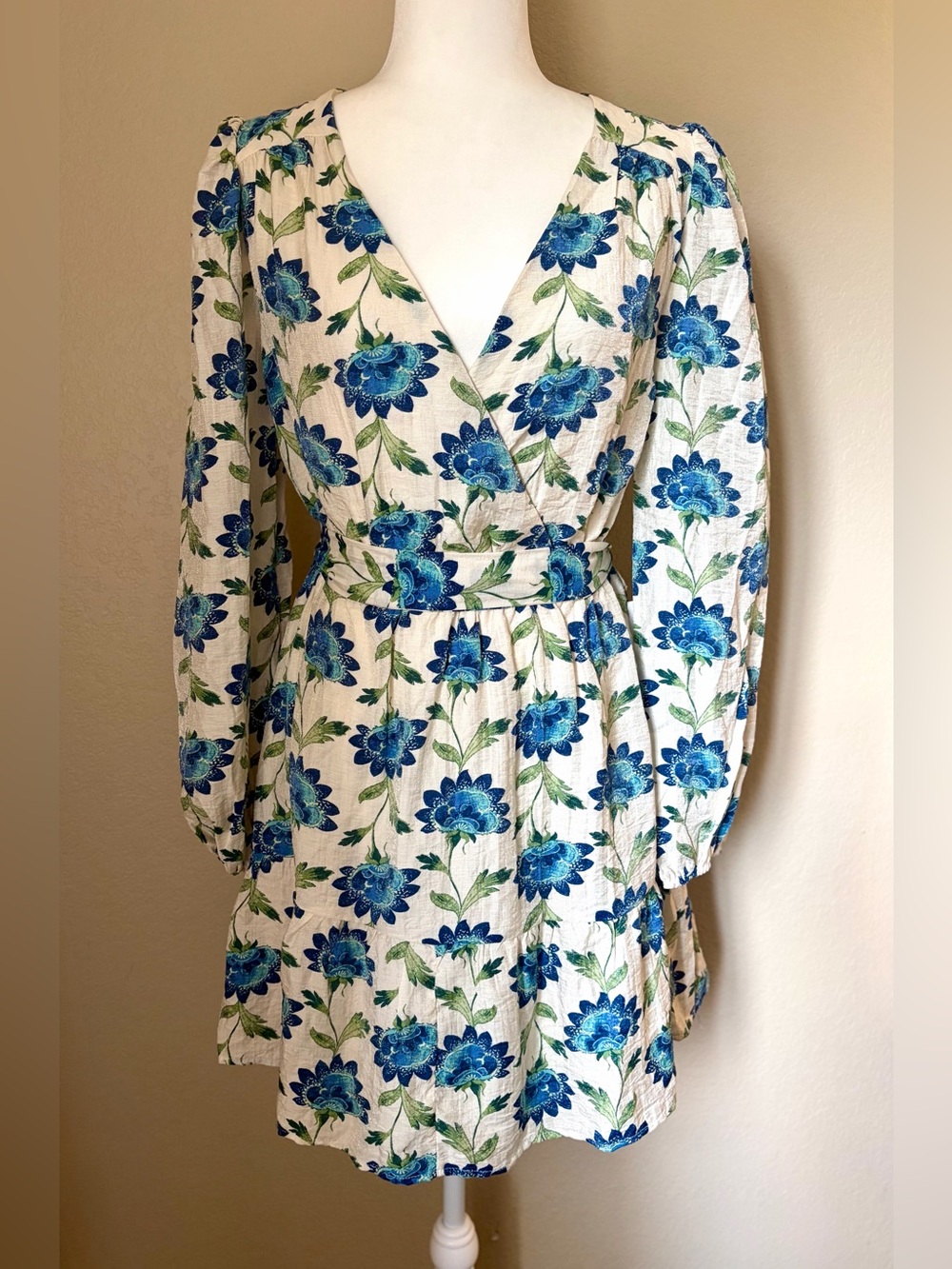 Mimi Chica Blue Floral Faux Wrap Mini Dress Tie Waist Long Sleeve NWT Medium